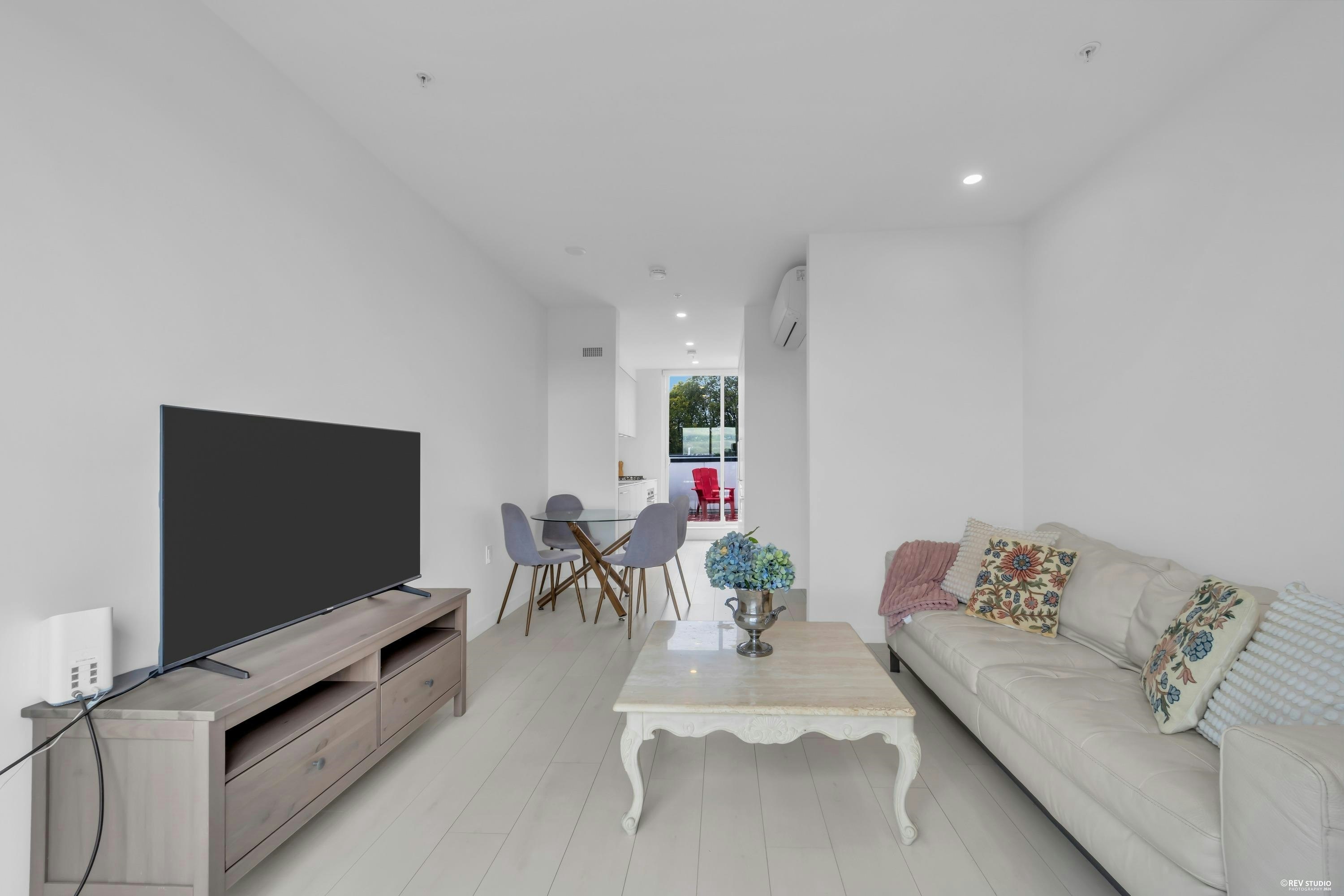302-1120 E East Georgia Street, Vancouver, BC, V6A 0K2 - 8