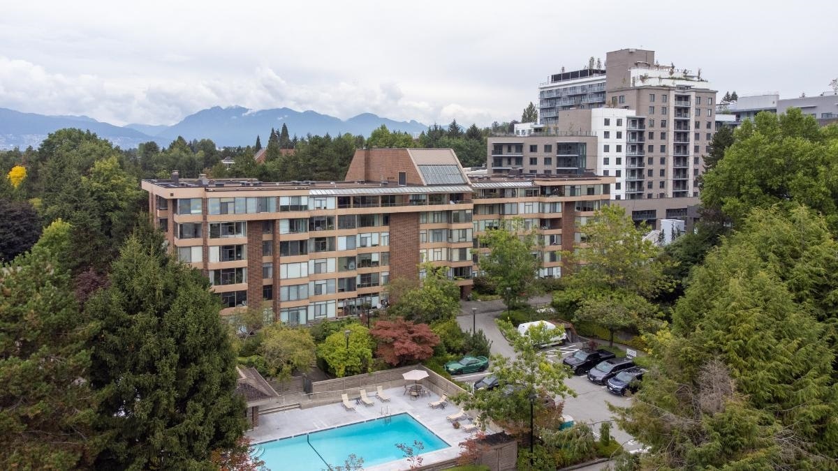 513-2101 Mcmullen Avenue - 4