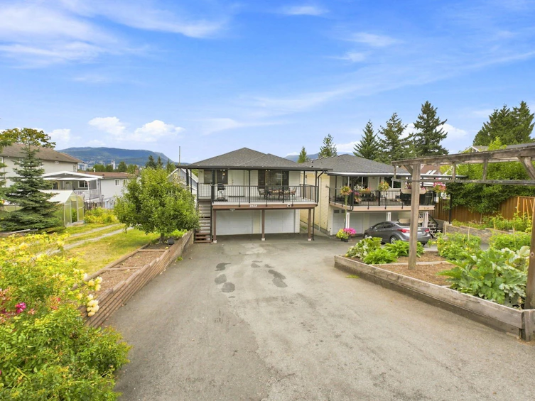 2152 Pitt River Road, Port Coquitlam, BC, V3C 1R4 - 14