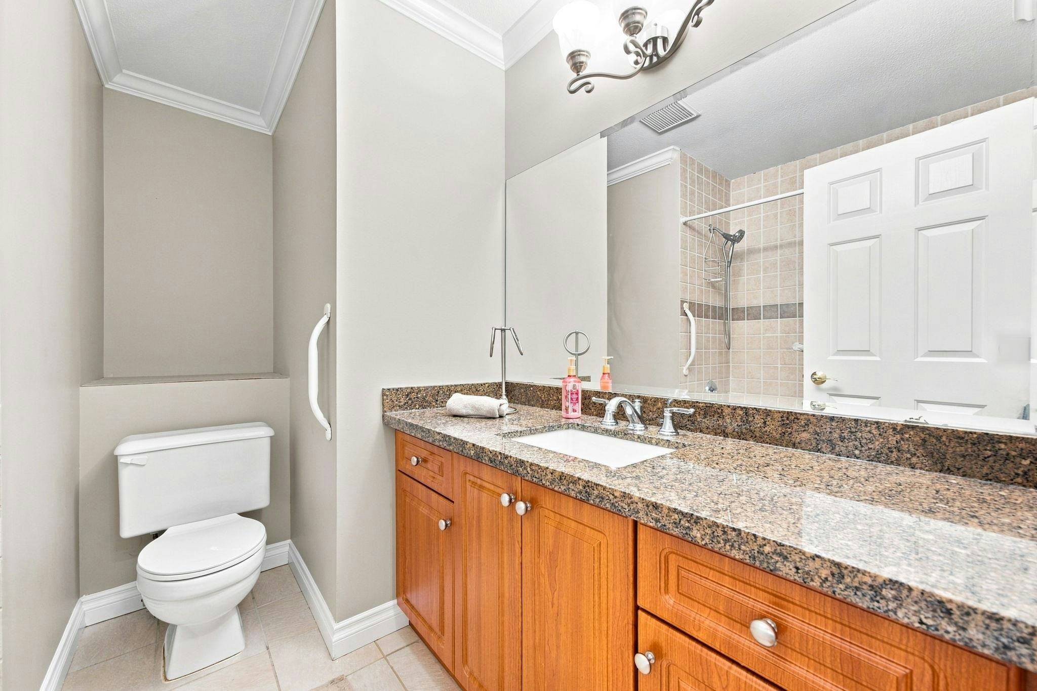 2152 Pitt River Road, Port Coquitlam, BC, V3C 1R4 - 10