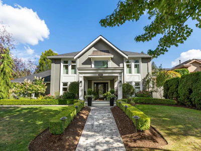 21568 47 Avenue - 2
