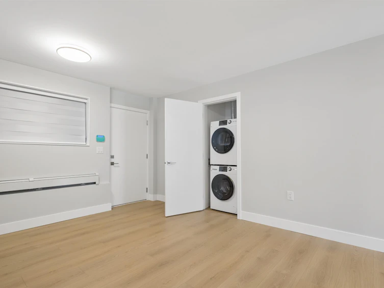 5019 Payne Street, Vancouver, BC, V5R 4J5 - 27