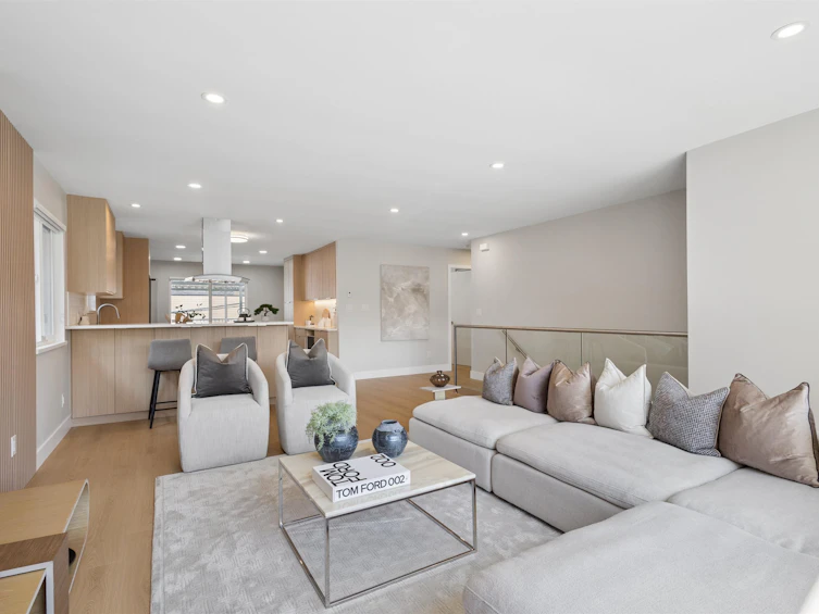 5019 Payne Street, Vancouver, BC, V5R 4J5 - 4