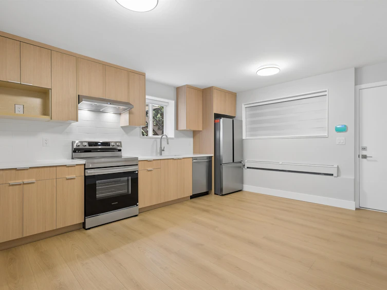 5019 Payne Street, Vancouver, BC, V5R 4J5 - 26