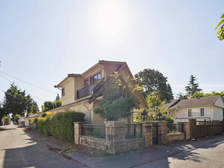 1441 W 49th Avenue, Vancouver, BC, V6M 2R4 - 20