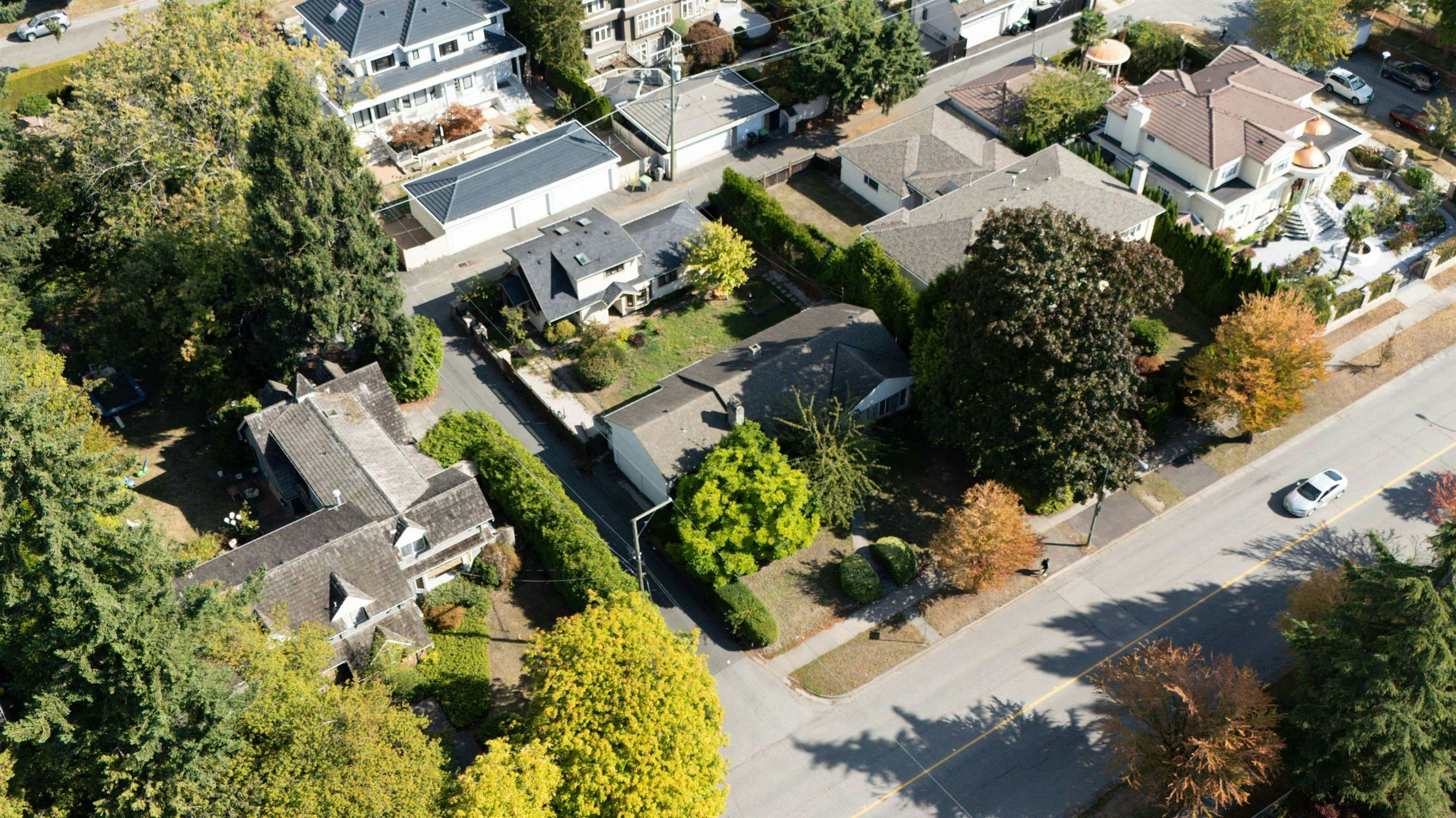 1441 W 49th Avenue - 4