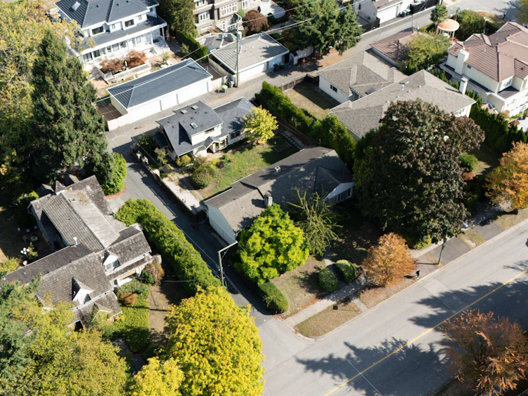 1441 W 49th Avenue, Vancouver, BC, V6M 2R4 - 4