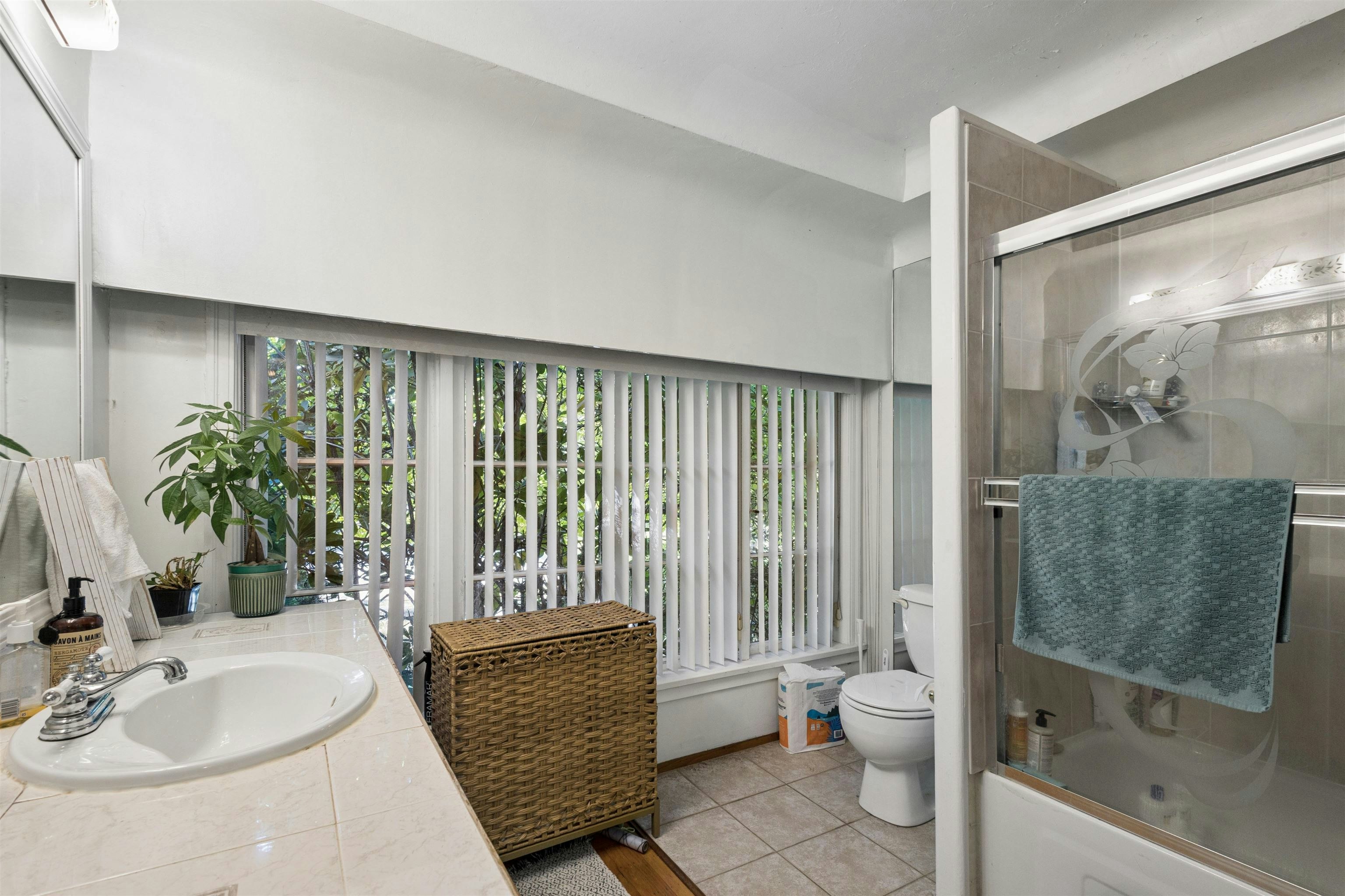 1441 W 49th Avenue, Vancouver, BC, V6M 2R4 - 32