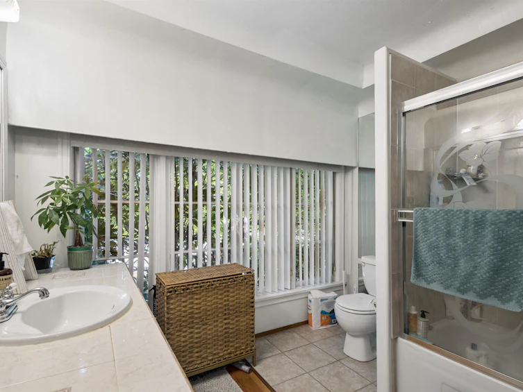 1441 W 49th Avenue, Vancouver, BC, V6M 2R4 - 32