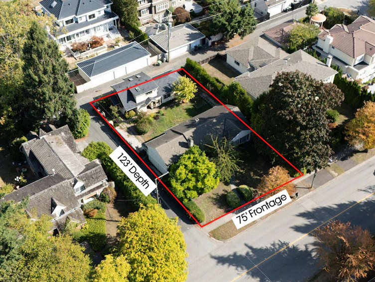 1441 W 49th Avenue, Vancouver, BC, V6M 2R4 - 3