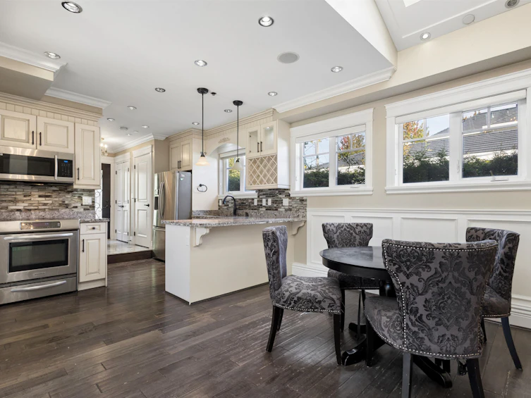 1441 W 49th Avenue, Vancouver, BC, V6M 2R4 - 12