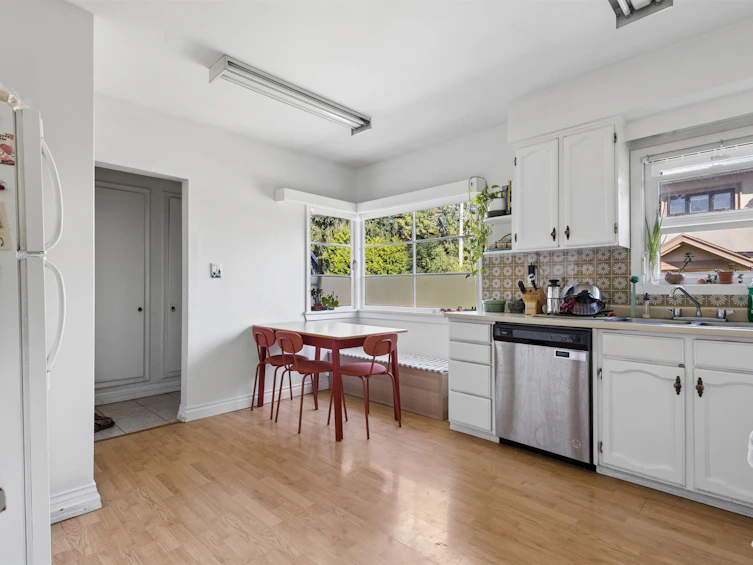 1441 W 49th Avenue, Vancouver, BC, V6M 2R4 - 27