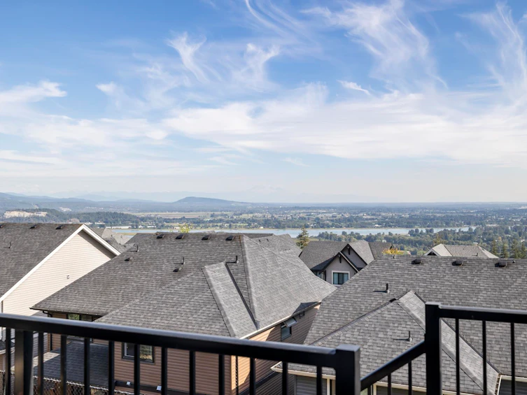1419 Strawline Hill Street, Coquitlam, BC, V3E 0L5 - 4