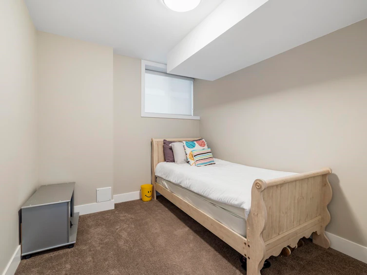 1419 Strawline Hill Street, Coquitlam, BC, V3E 0L5 - 30