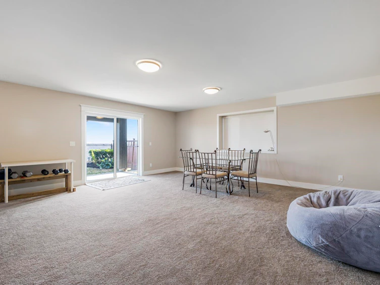 1419 Strawline Hill Street, Coquitlam, BC, V3E 0L5 - 32