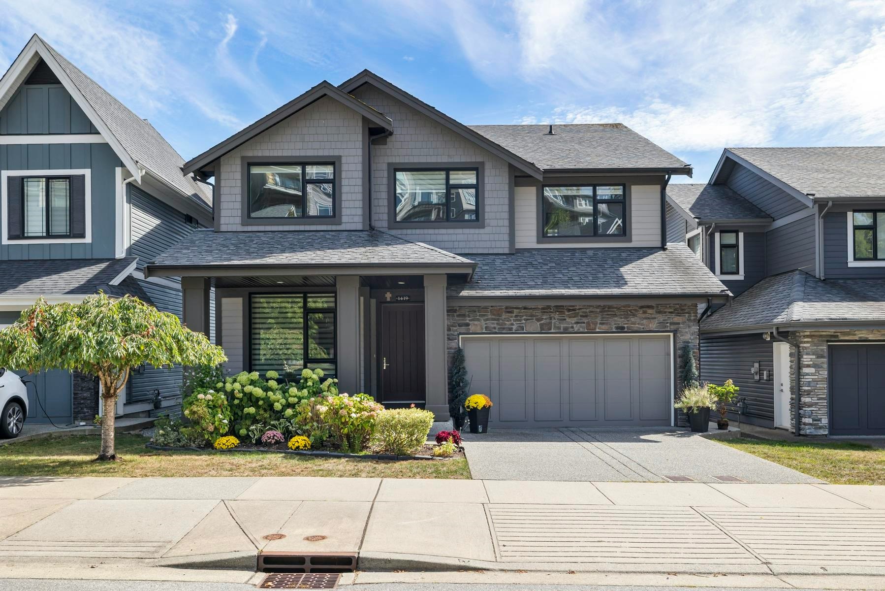 1419 Strawline Hill Street, Coquitlam, BC, V3E 0L5