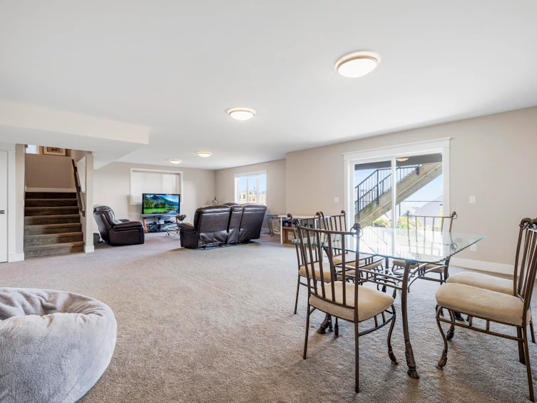 1419 Strawline Hill Street, Coquitlam, BC, V3E 0L5 - 33