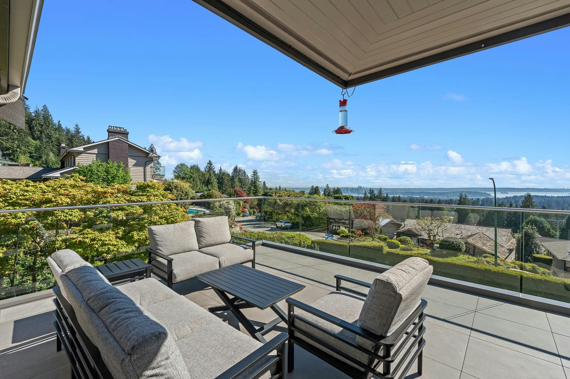 5168 Redonda Drive, North Vancouver, BC, V7R 3K3 - 20