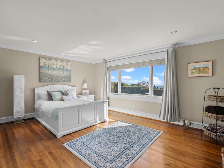 5168 Redonda Drive, North Vancouver, BC, V7R 3K3 - 12