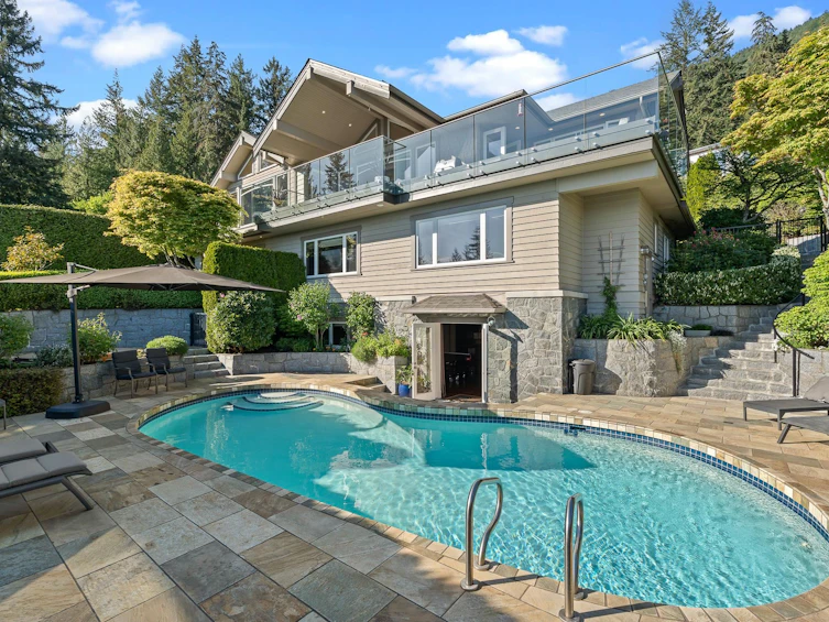 5168 Redonda Drive, North Vancouver, BC, V7R 3K3 - 22