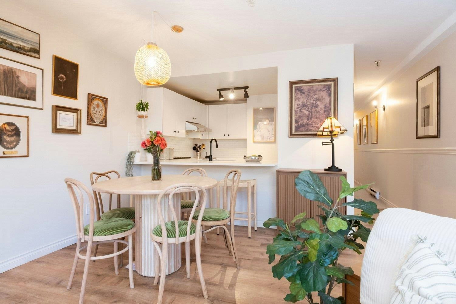 112-2020 W 8th Avenue, Vancouver, BC, V6J 1W5 - 8