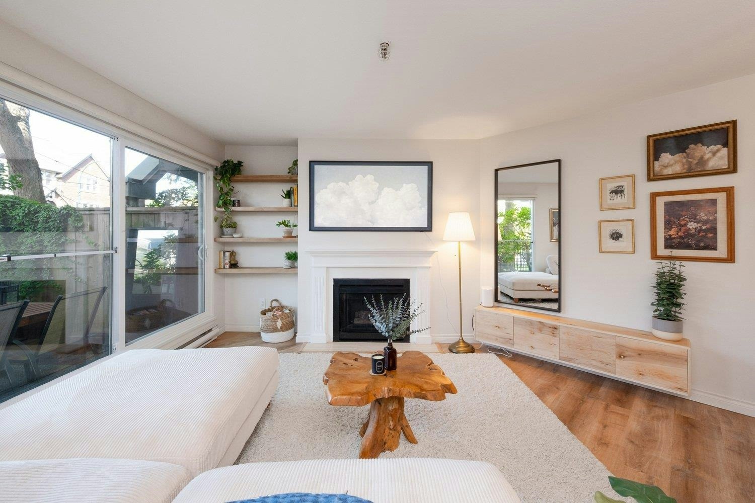 112-2020 W 8th Avenue - 5