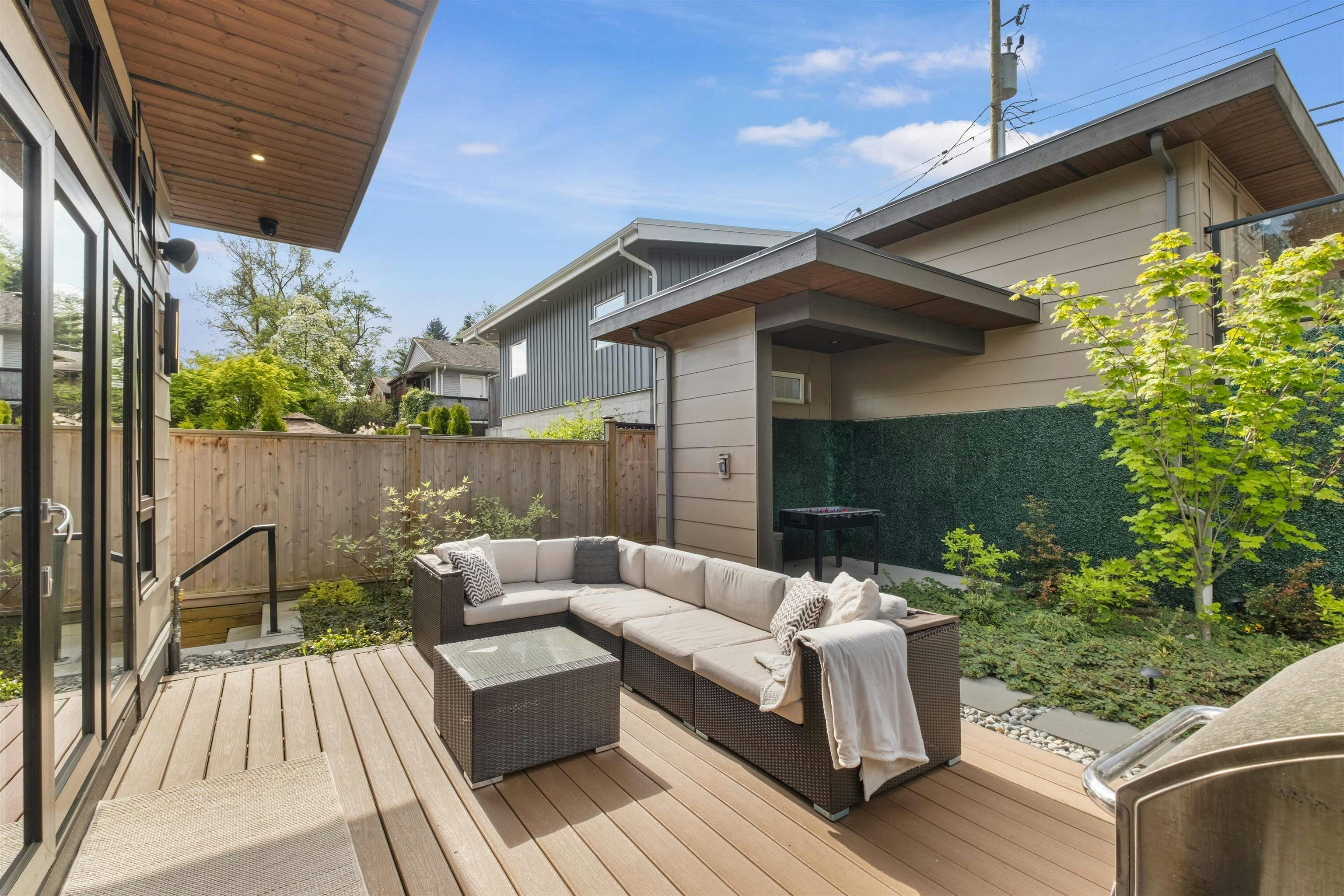 1126 Heywood Street, North Vancouver, BC, V7L 1H4 - 25