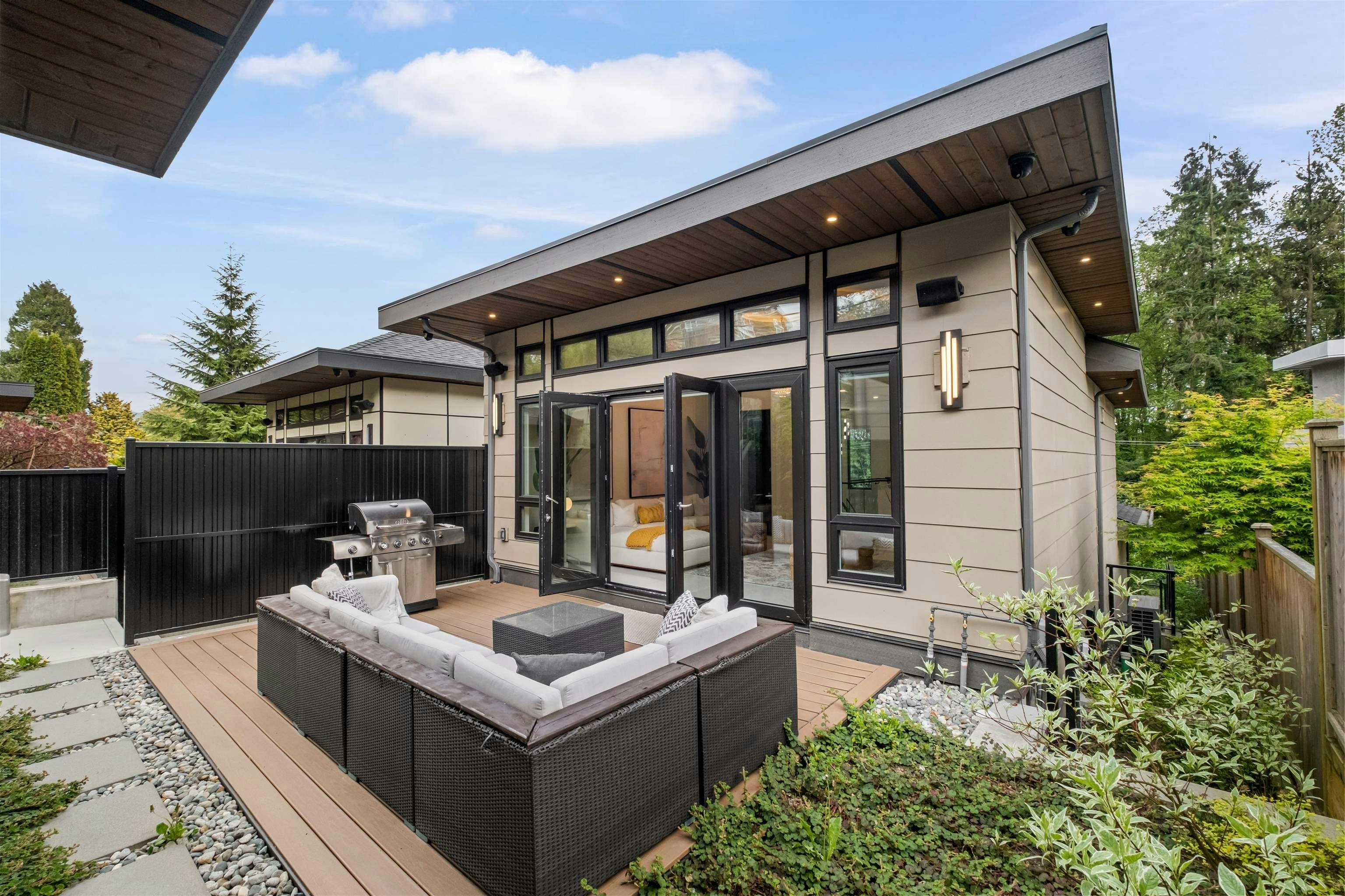 1126 Heywood Street, North Vancouver, BC, V7L 1H4 - 26
