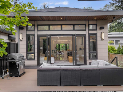1126 Heywood Street - 4