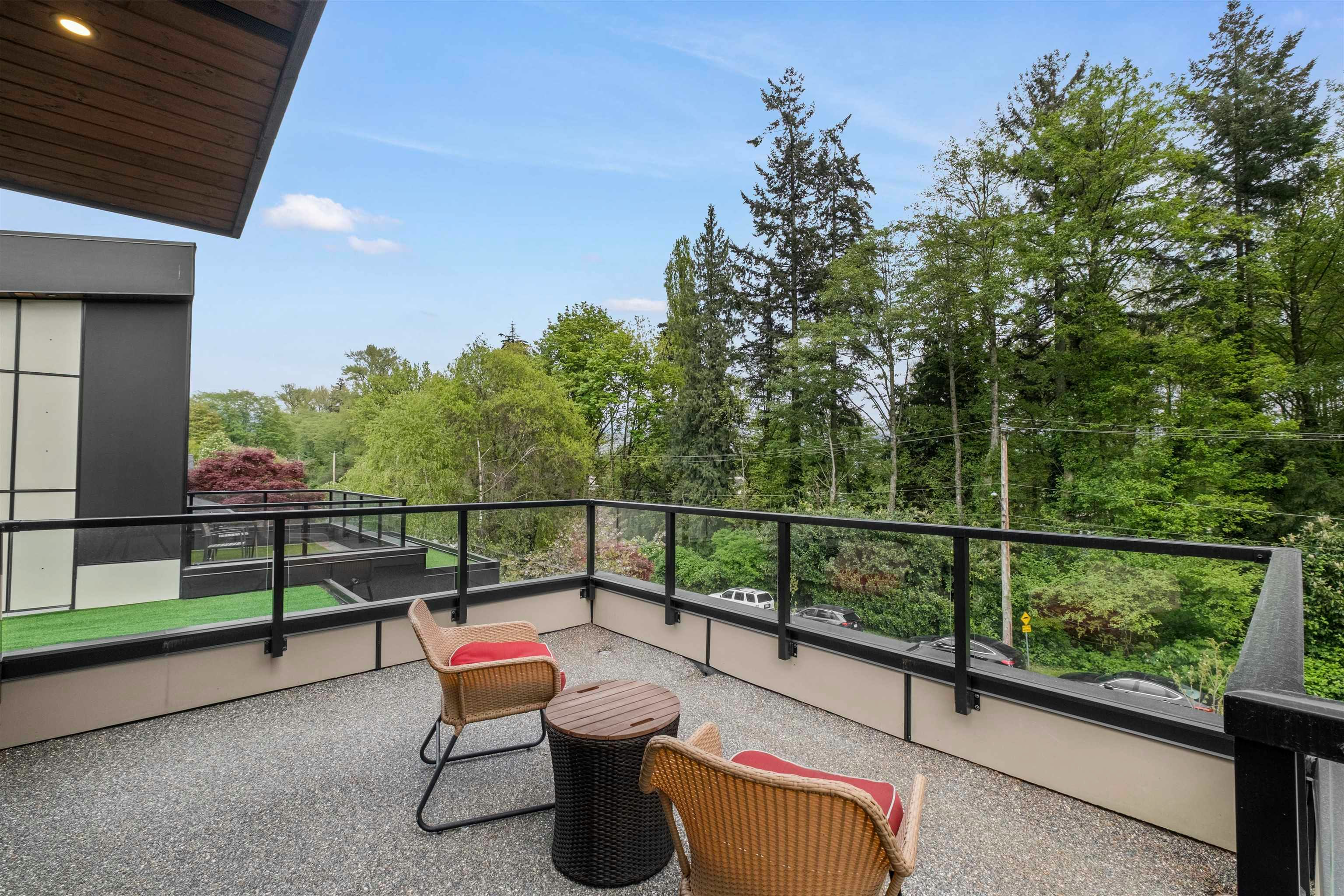 1126 Heywood Street, North Vancouver, BC, V7L 1H4 - 16