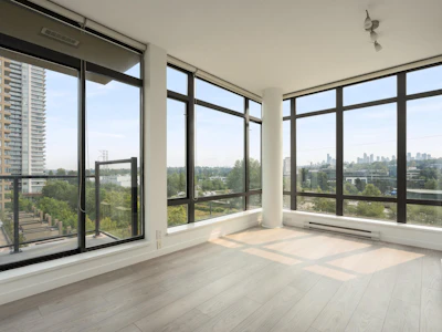 701-2345 Madison Avenue - 2