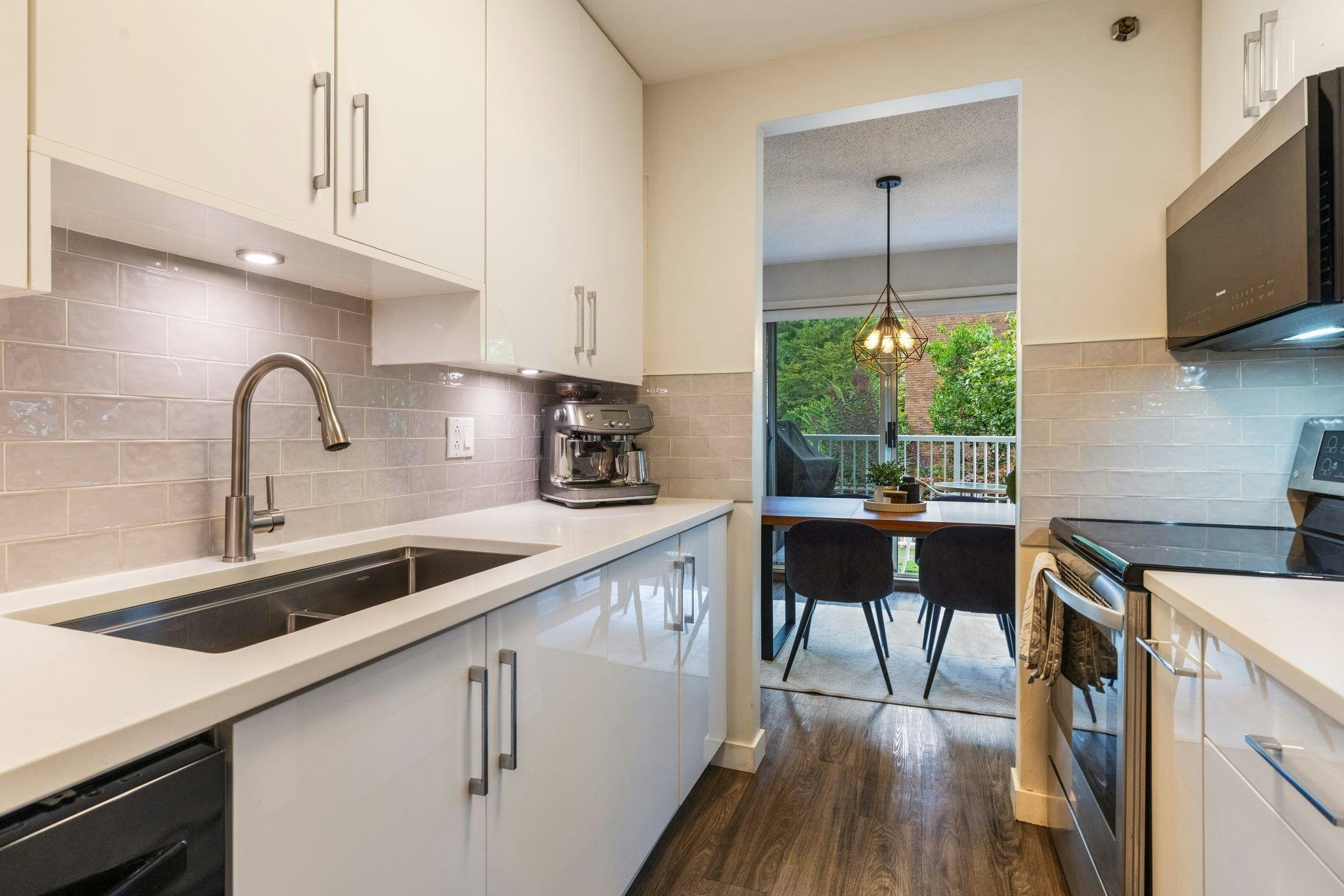 201-1147 Nelson Street, Vancouver, BC, V6E 1J3 - 9