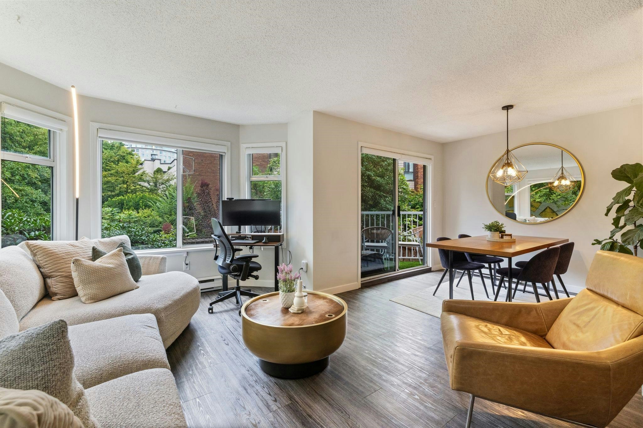 201-1147 Nelson Street, Vancouver, BC, V6E 1J3