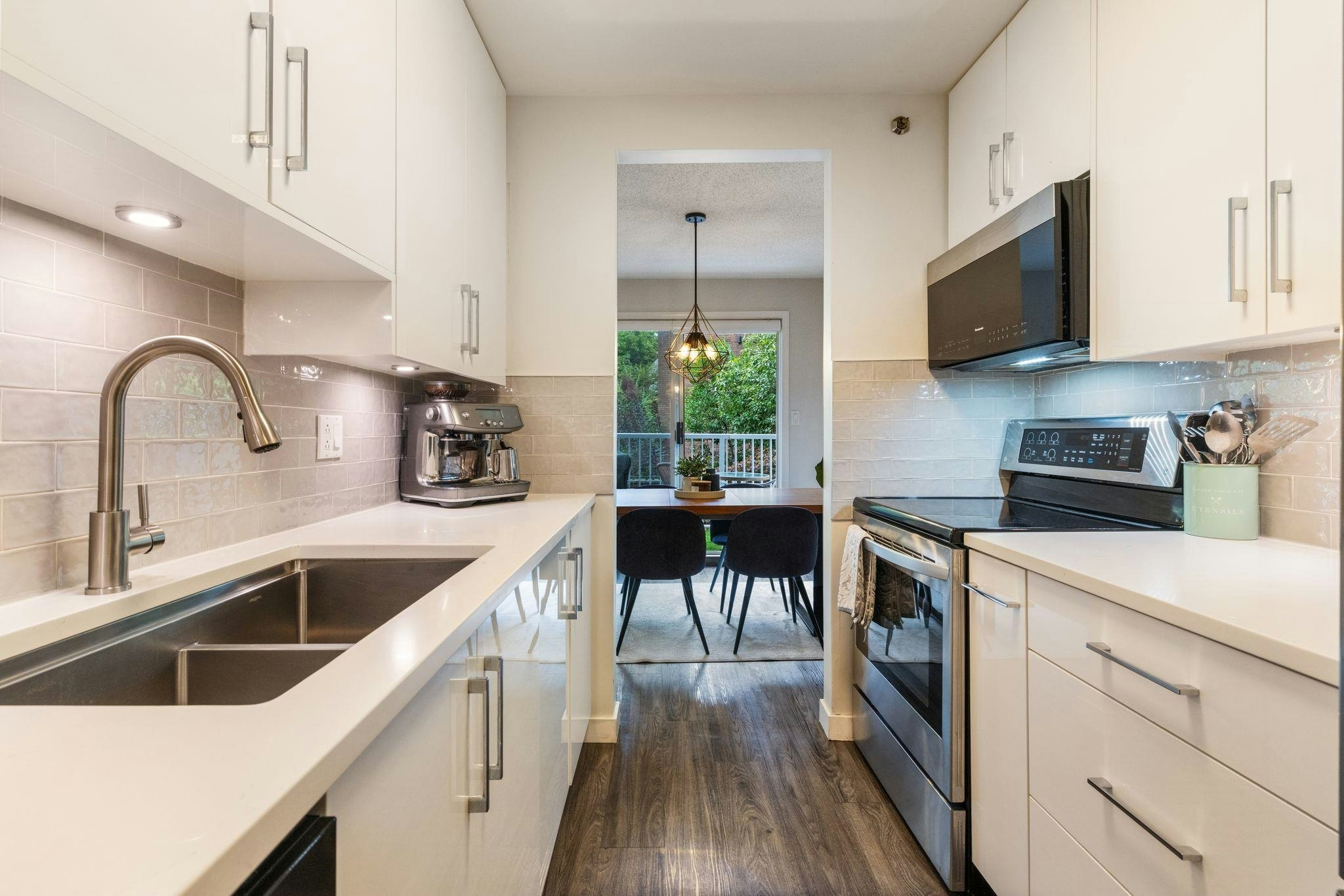 201-1147 Nelson Street, Vancouver, BC, V6E 1J3 - 8