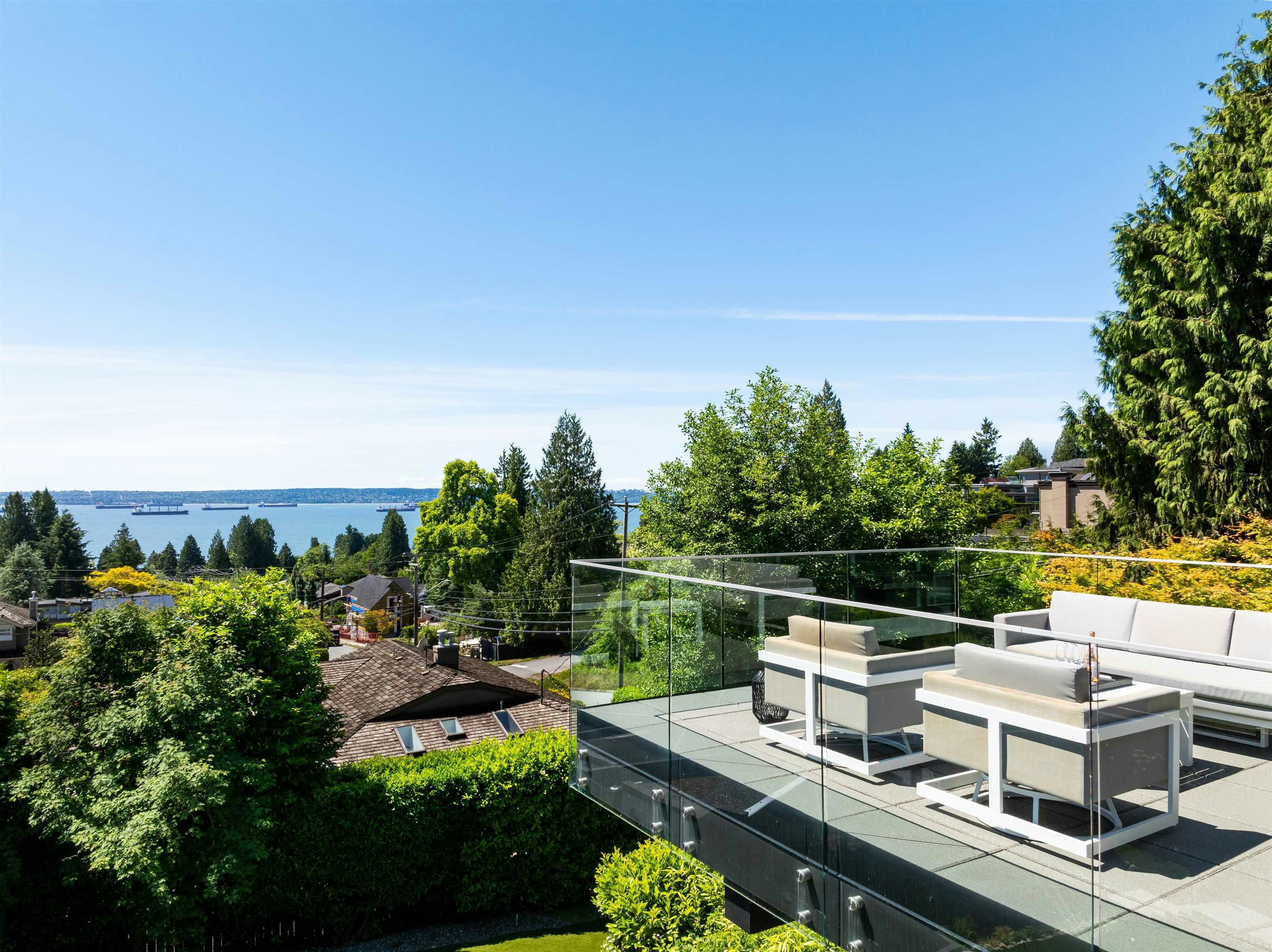 2496 Ottawa Avenue, West Vancouver, BC, V7V 2T1 - 5