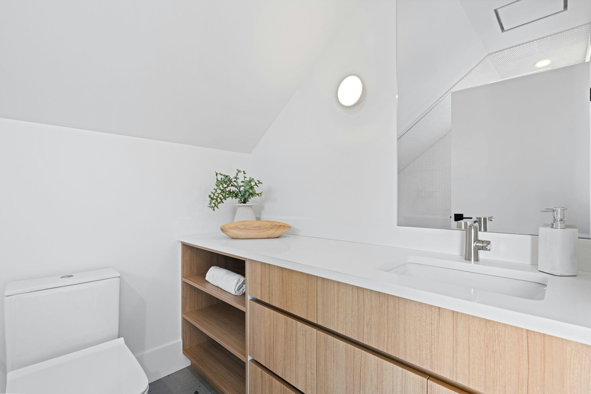 2-3768 W 2nd Avenue, Vancouver, BC, V6R 1J9 - 29