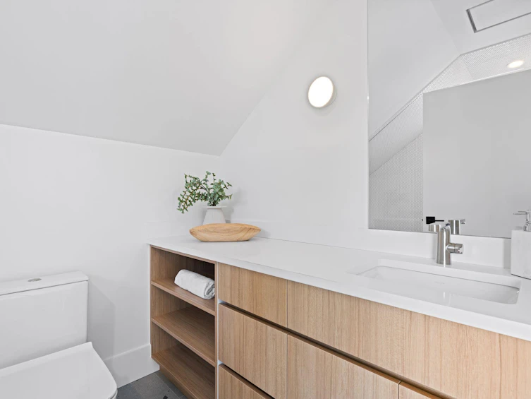 2-3768 W 2nd Avenue, Vancouver, BC, V6R 1J9 - 29