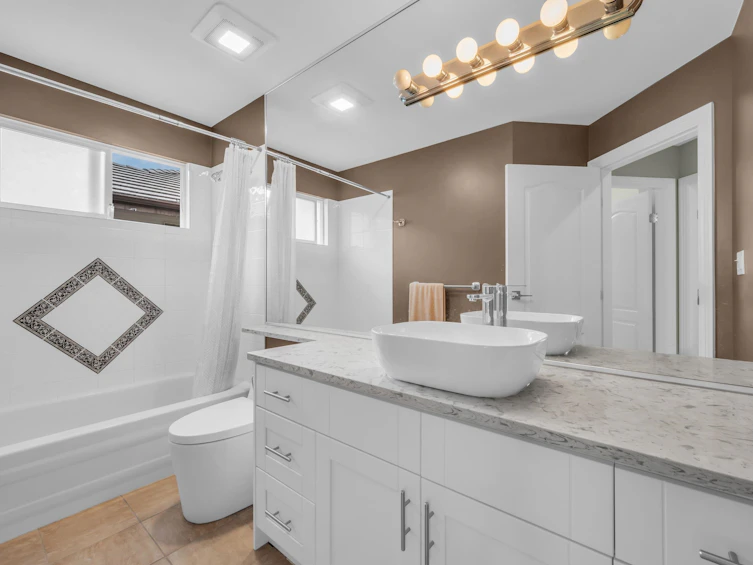 3032 Maplewood Court, Coquitlam, BC, V3E 3P3 - 26