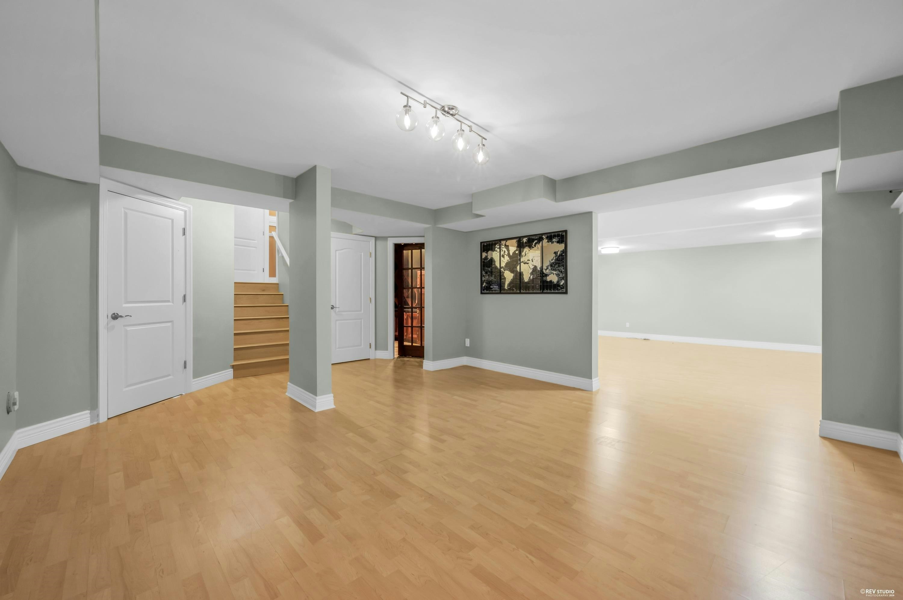 3032 Maplewood Court, Coquitlam, BC, V3E 3P3 - 28