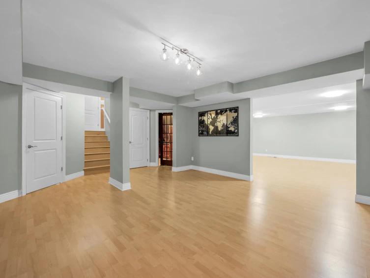 3032 Maplewood Court, Coquitlam, BC, V3E 3P3 - 28