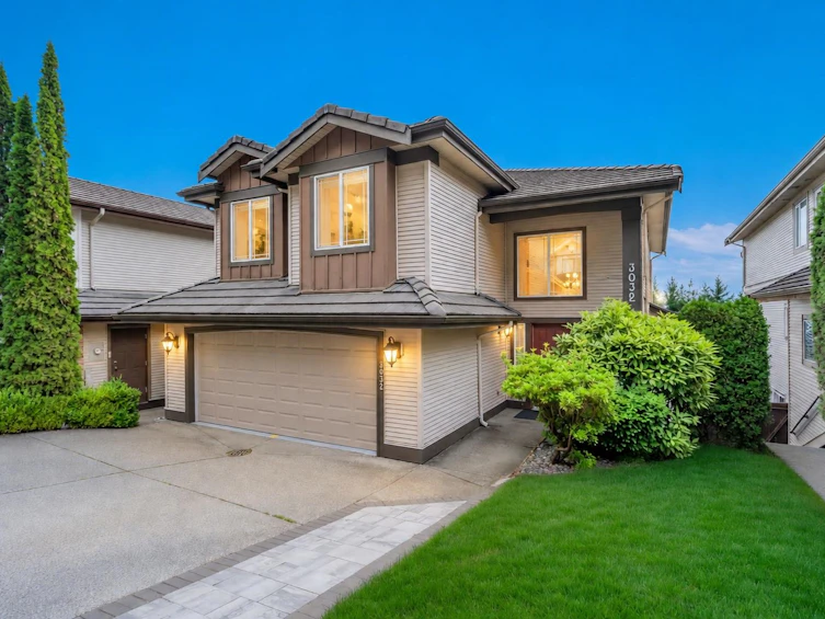 3032 Maplewood Court, Coquitlam, BC, V3E 3P3 - 2
