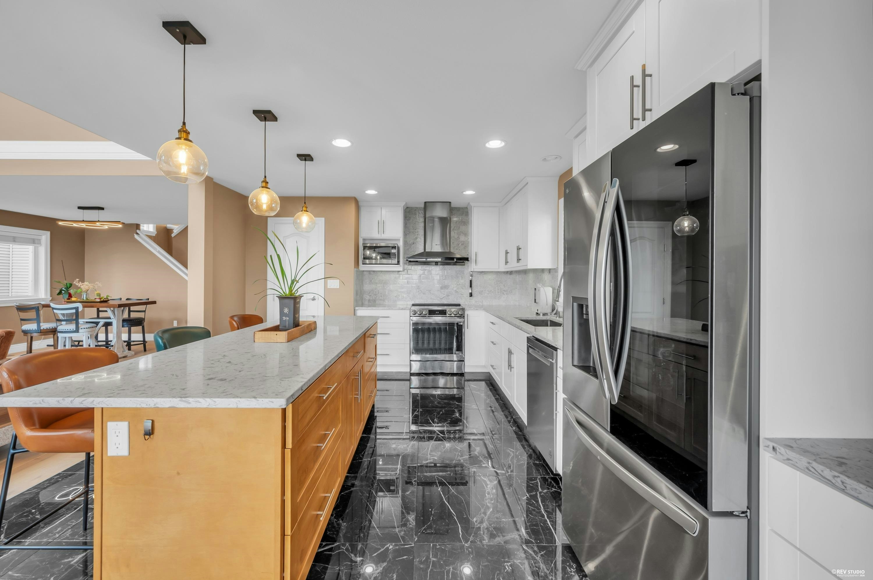3032 Maplewood Court, Coquitlam, BC, V3E 3P3 - 14