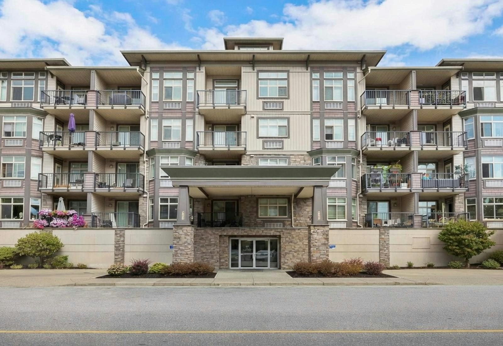 212-45893 Chesterfield Avenue, Chilliwack, BC, V2P 1M5