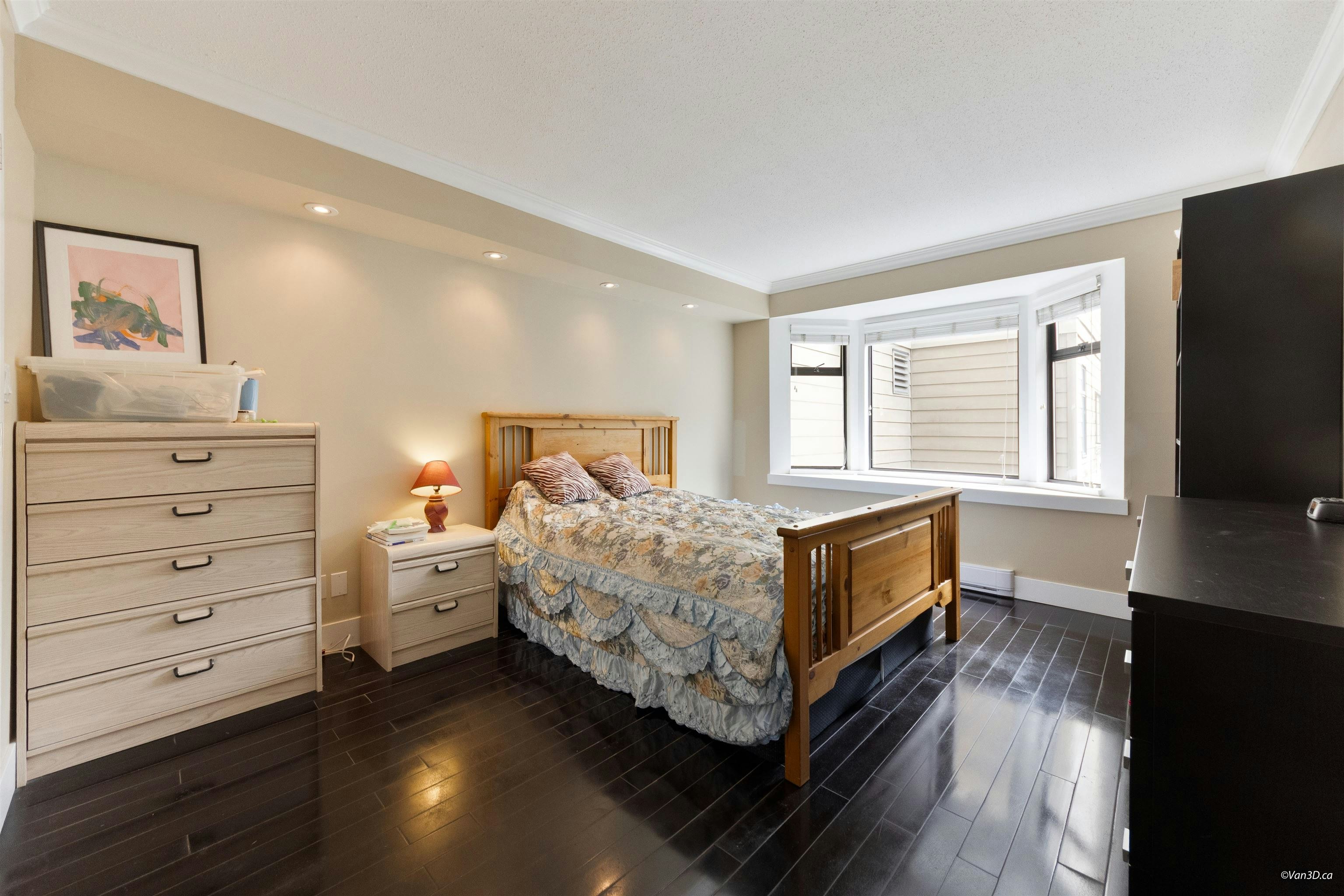 110-777 Eighth Street, New Westminster, BC, V3M 3S7 - 6