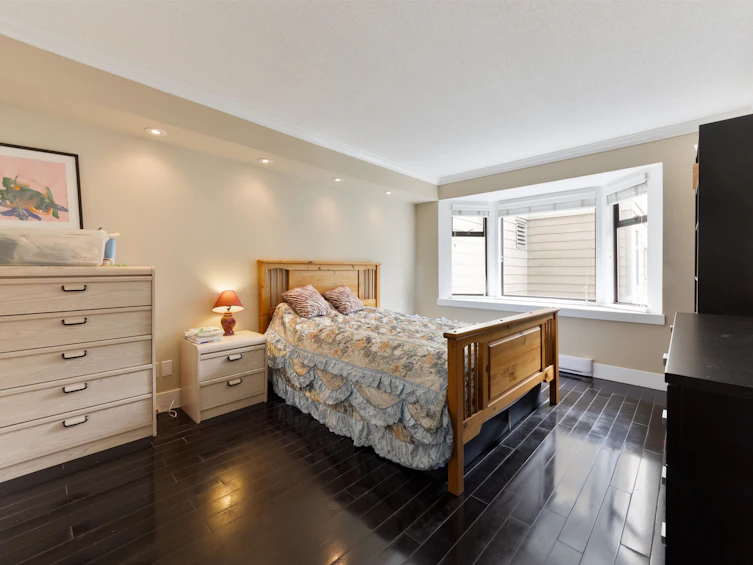 110-777 Eighth Street, New Westminster, BC, V3M 3S7 - 6