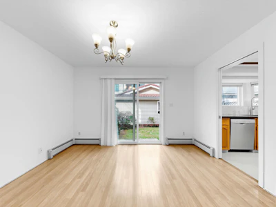 8377 Shaughnessy Street - 3