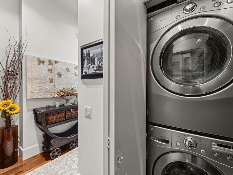 104-1811 W 16th Avenue, Vancouver, BC, V6J 2M3 - 24