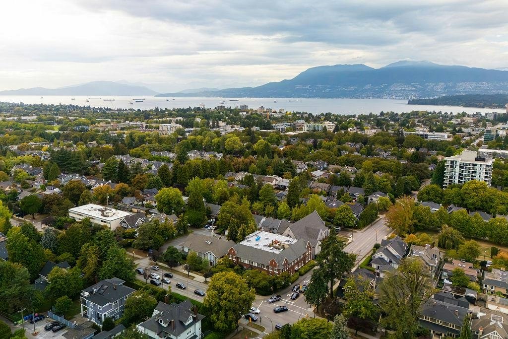 104-1811 W 16th Avenue, Vancouver, BC, V6J 2M3 - 33