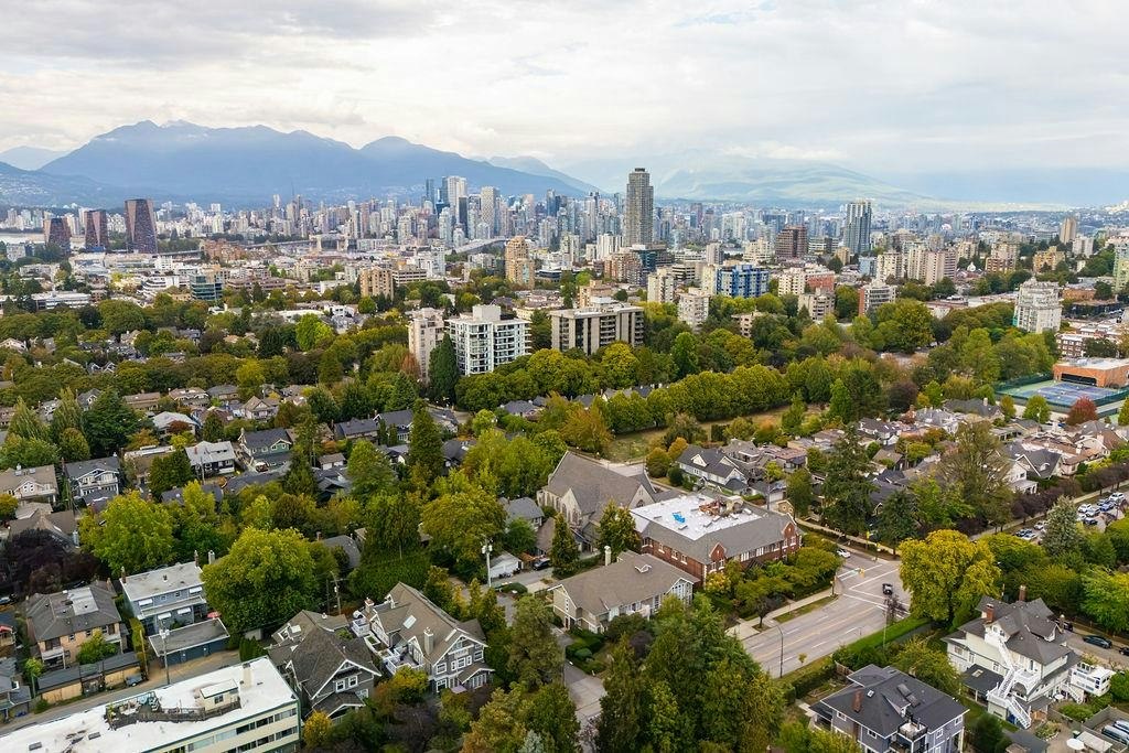 104-1811 W 16th Avenue, Vancouver, BC, V6J 2M3 - 32