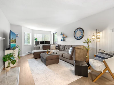 113-9620 Manchester Drive - 2